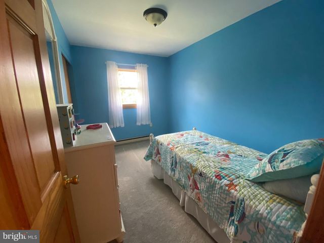 3102 DUCKWORTH DR, Pottstown, PA 19464