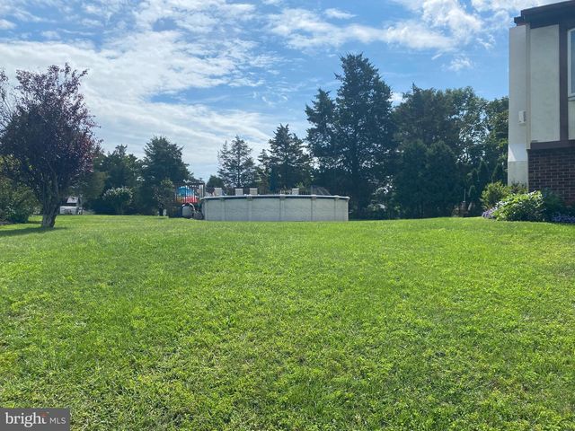3102 DUCKWORTH DR, Pottstown, PA 19464