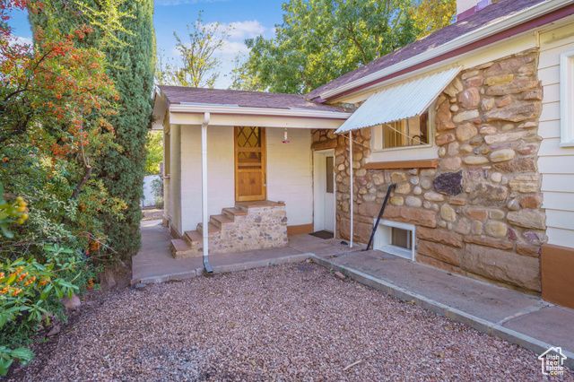 336 E MAIN ST, Rockville, UT 84763