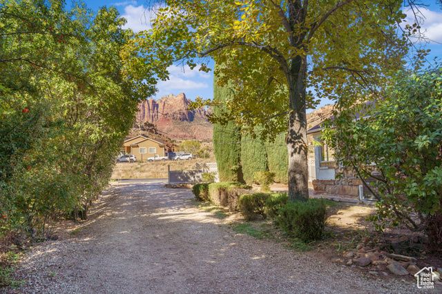 336 E MAIN ST, Rockville, UT 84763