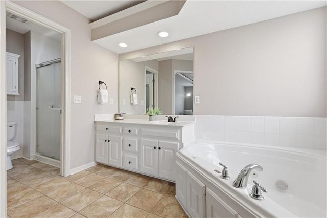 1846 Loughrey Street, Liberty, MO 64068