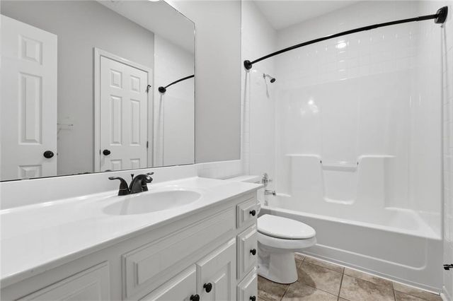 1846 Loughrey Street, Liberty, MO 64068