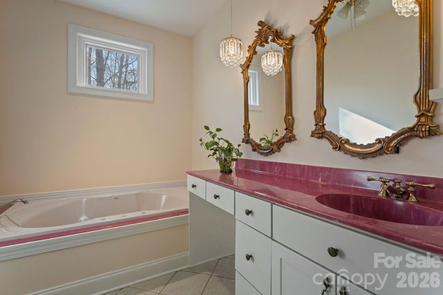 146 Harbor Watch Drive N, Statesville, NC 28677