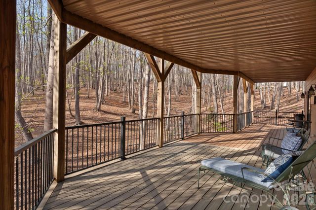 146 Harbor Watch Drive N, Statesville, NC 28677