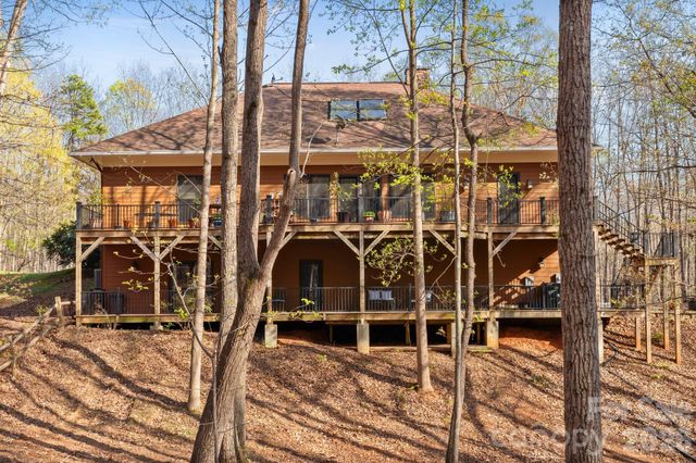 146 Harbor Watch Drive N, Statesville, NC 28677