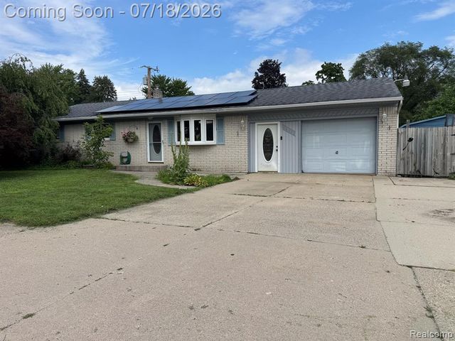 46030 Huling Street, Utica, MI 48317