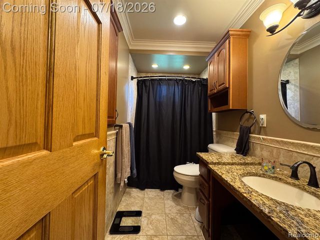 46030 Huling Street, Utica, MI 48317