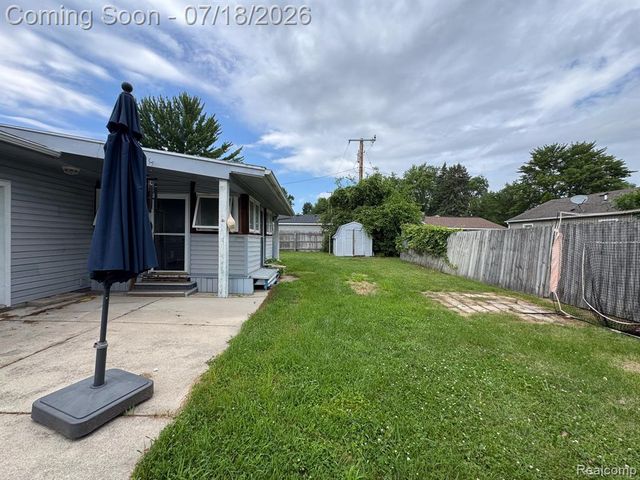 46030 Huling Street, Utica, MI 48317