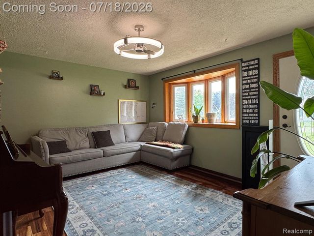 46030 Huling Street, Utica, MI 48317