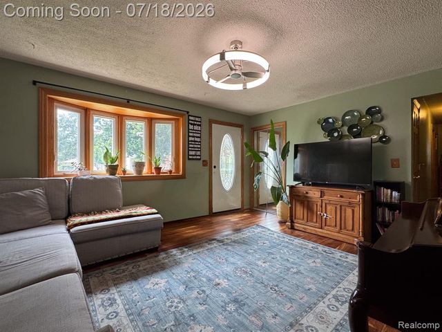 46030 Huling Street, Utica, MI 48317