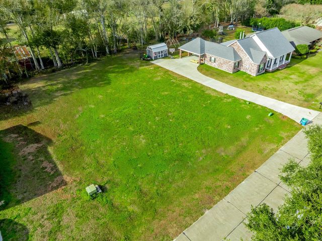 111 Marcello Boulevard, Thibodaux, LA 70301