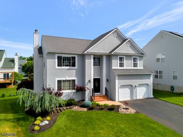6 Sally Ct, Bridgewater Twp., NJ 08807