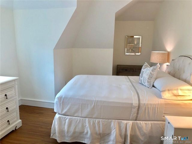 5 Church Lane 410, Westport, CT 06880