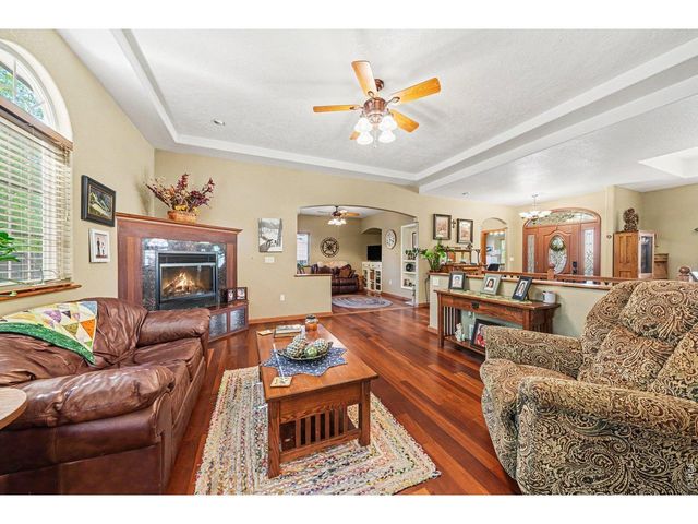 1917 80th Ave, Greeley, CO 80634