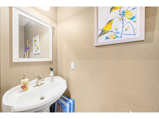 1917 80th Ave, Greeley, CO 80634