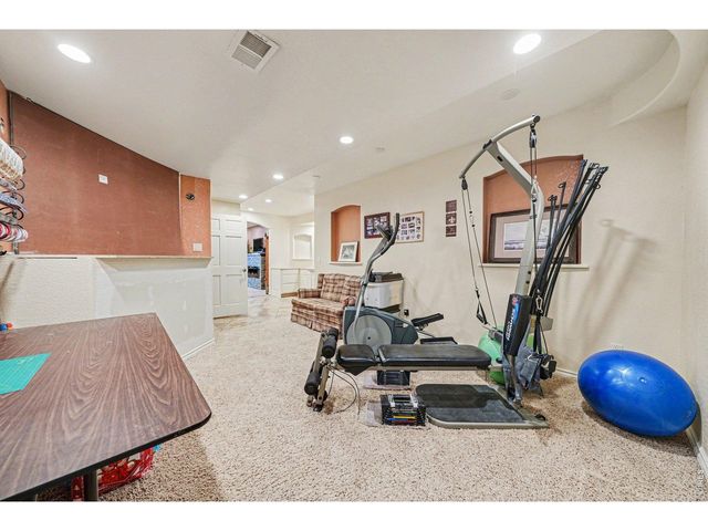 1917 80th Ave, Greeley, CO 80634