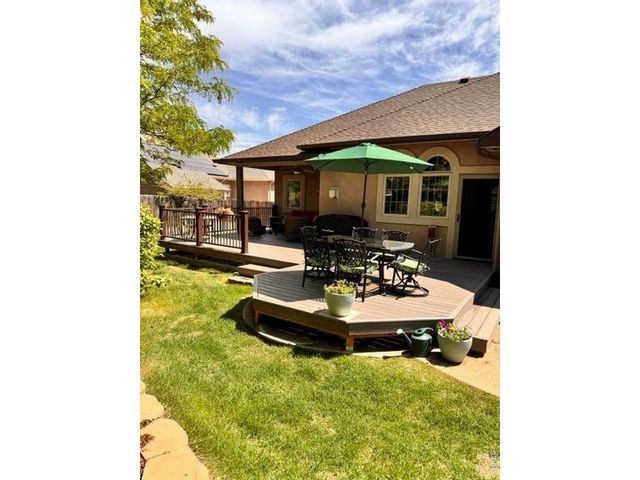 1917 80th Ave, Greeley, CO 80634