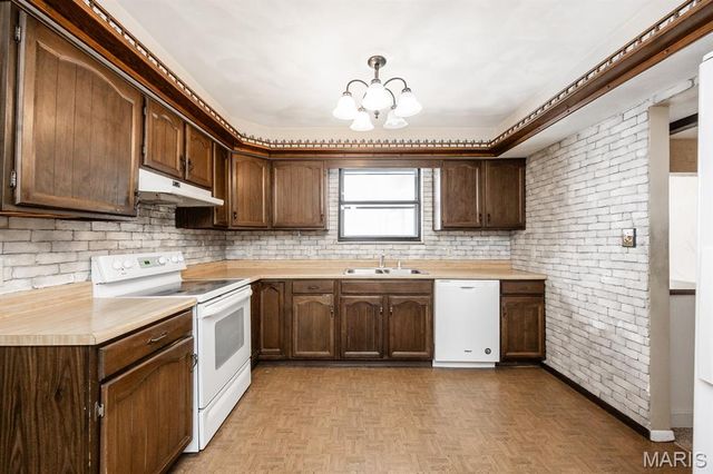 717 Knipp Avenue, Mascoutah, IL 62258