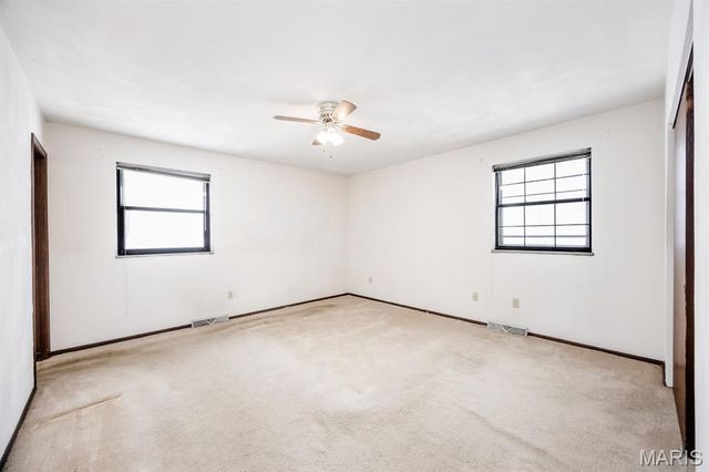 717 Knipp Avenue, Mascoutah, IL 62258