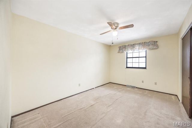 717 Knipp Avenue, Mascoutah, IL 62258