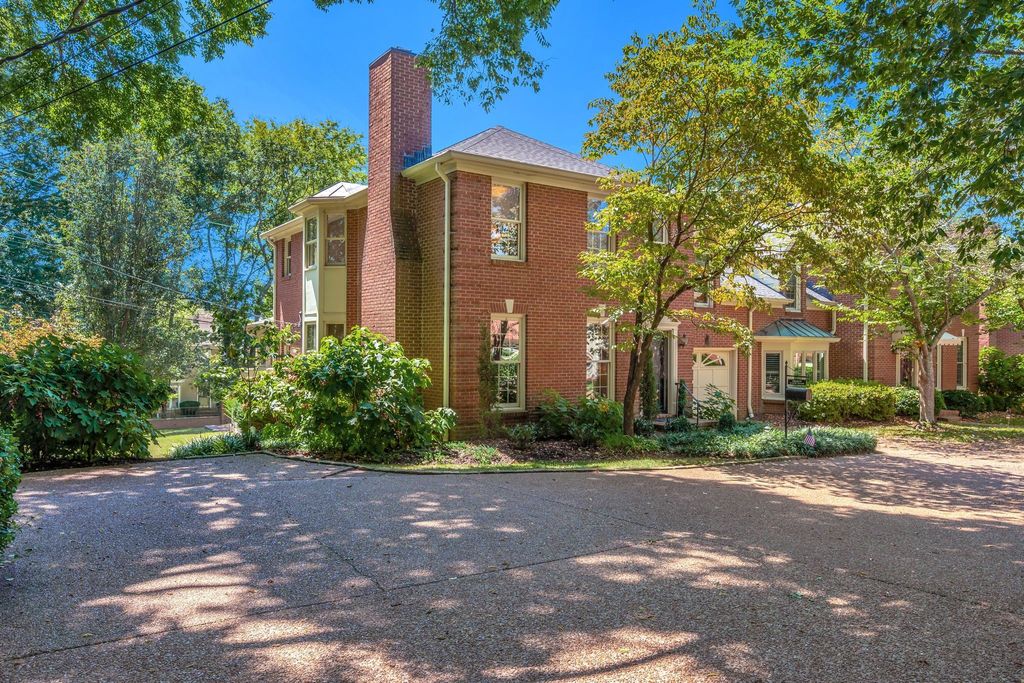 620 Estes Rd, Nashville, TN 37215