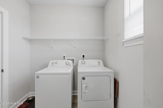 304 Mizzen Way, Elizabeth City, NC 27909