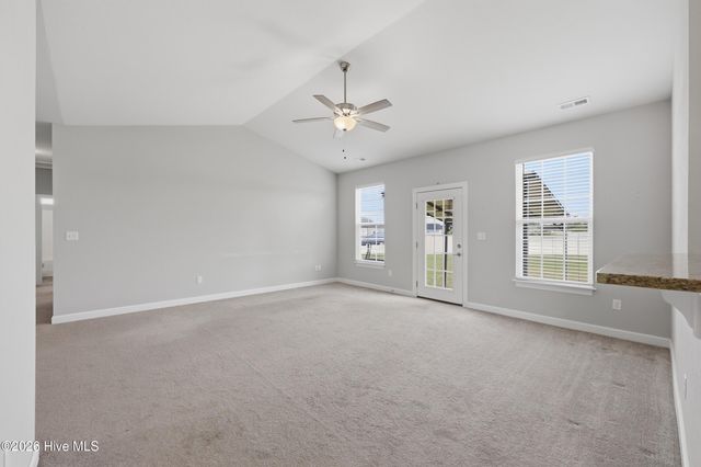 304 Mizzen Way, Elizabeth City, NC 27909