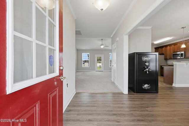 304 Mizzen Way, Elizabeth City, NC 27909