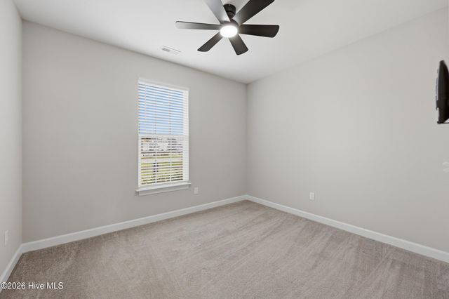 304 Mizzen Way, Elizabeth City, NC 27909
