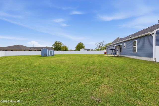 304 Mizzen Way, Elizabeth City, NC 27909