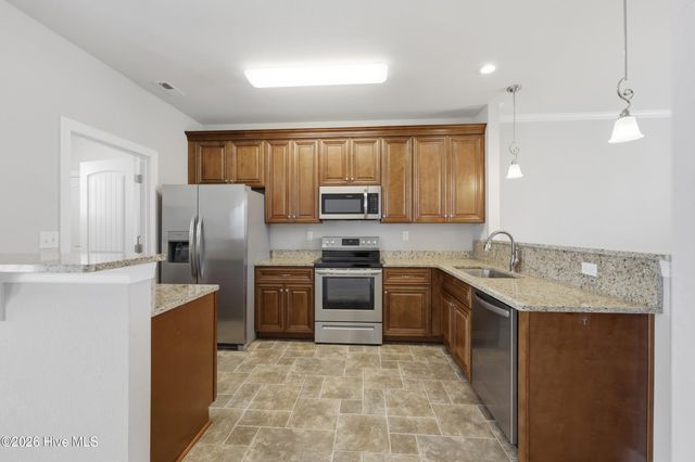 304 Mizzen Way, Elizabeth City, NC 27909