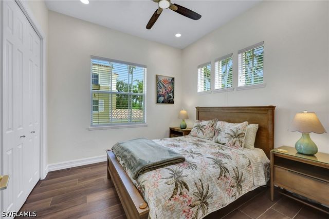 2609 Estrella CT 1902, Naples, FL 34109