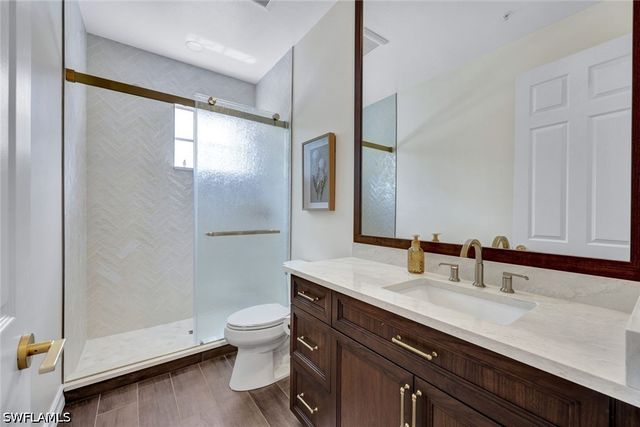 2609 Estrella CT 1902, Naples, FL 34109