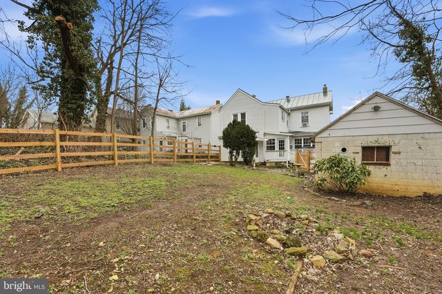 219 N CHURCH ST, Woodstock, VA 22664