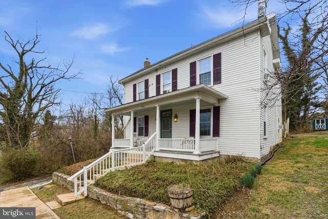 219 N CHURCH ST, Woodstock, VA 22664