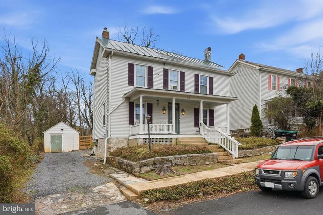 219 N CHURCH ST, Woodstock, VA 22664