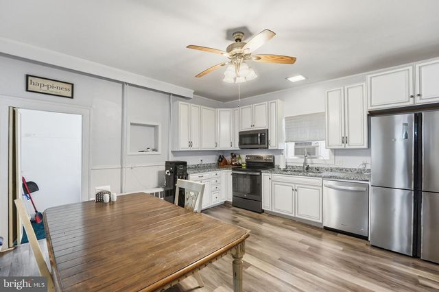 219 N CHURCH ST, Woodstock, VA 22664