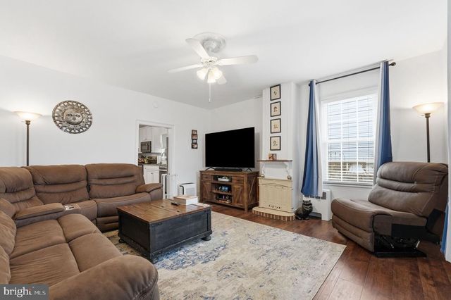 219 N CHURCH ST, Woodstock, VA 22664