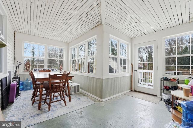 219 N CHURCH ST, Woodstock, VA 22664