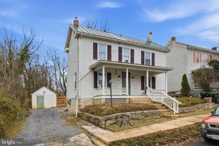 219 N CHURCH ST, Woodstock, VA 22664