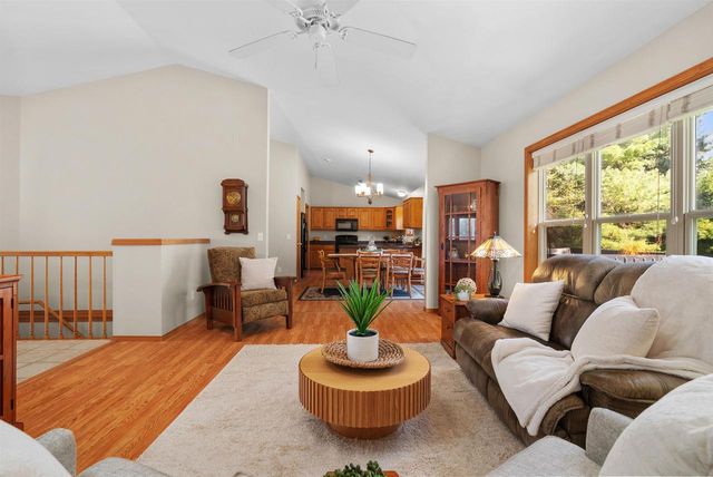 916 Forest View Drive, Verona, WI 53593