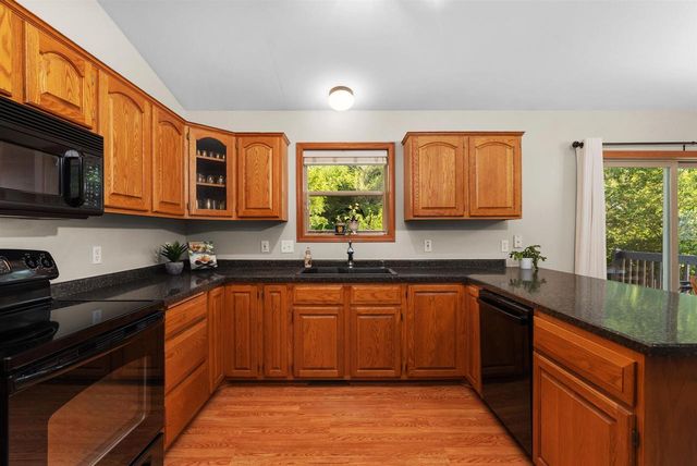 916 Forest View Drive, Verona, WI 53593
