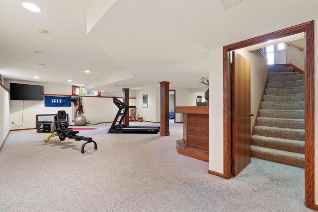 916 Forest View Drive, Verona, WI 53593