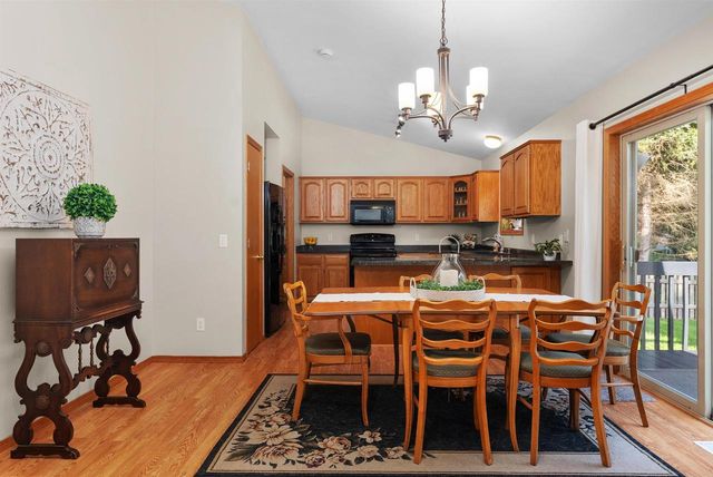 916 Forest View Drive, Verona, WI 53593