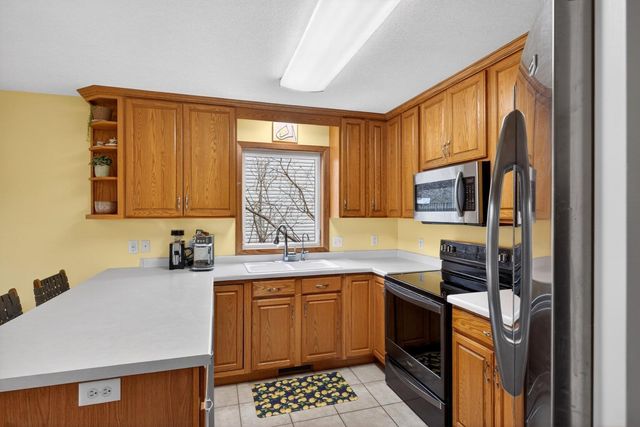 4414 6th Street NW, Rochester, MN 55901