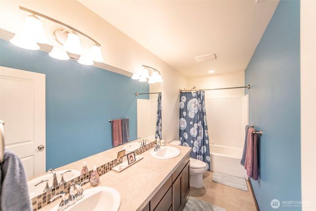 14426 40th Avenue W, Lynnwood, WA 98087