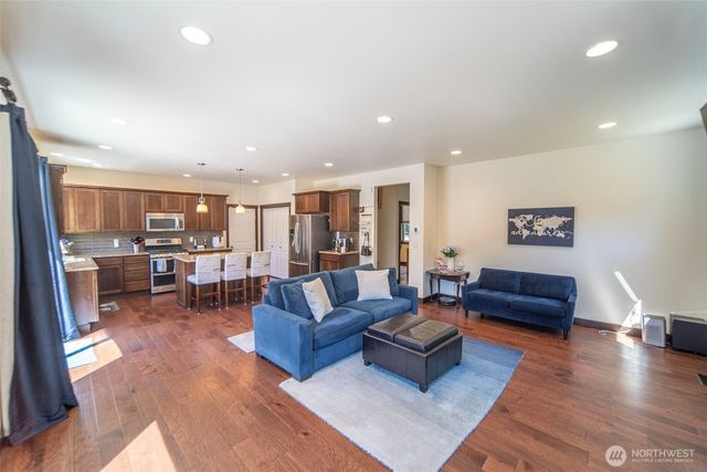 14426 40th Avenue W, Lynnwood, WA 98087