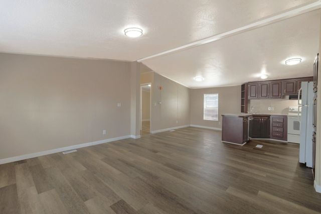 15610 W SR 2 Hwy, Medical Lake, WA 99022