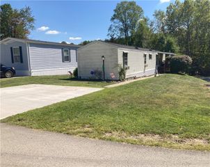 200 Murray Ln, Washington Twp, PA 15632