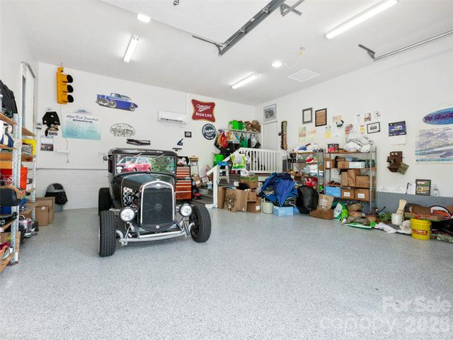 37 Hamilton Drive, Hendersonville, NC 28739